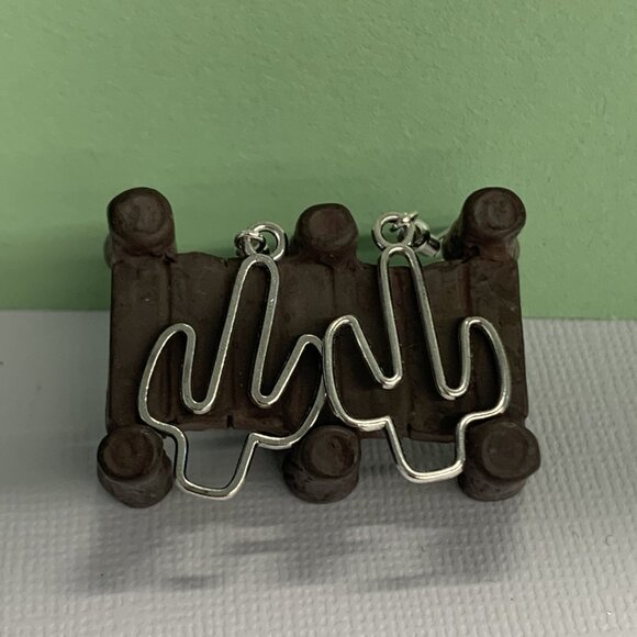 Cactus Earring, Plant Earring, Western Jewelry, Western Earring, Gift Idea - Picture 3 of 5